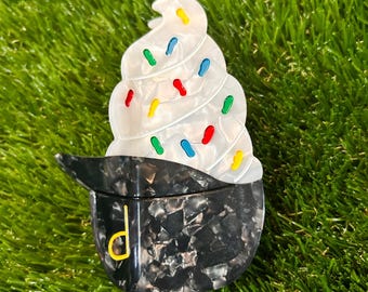 Pinza para el cabello Pittsburgh Claw – Casco de helado de béisbol / Accesorio para el cabello para el día del partido / Full Count Threads
