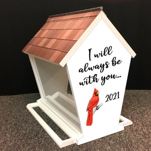 Memorial Bird Feeder: Cardinal Theme (Personalized, Outdoor PVC)