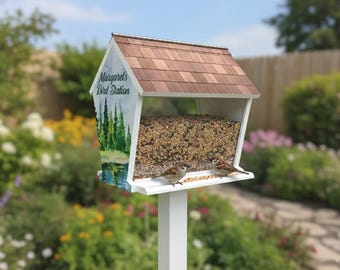 Personalized Bird Feeder: Custom Name with 9 Graphic Designs, Hanging/Post Mounted