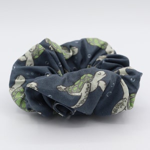 Turtle Scrunchie - Blue Ocean Sea Turtle Scrunchie - Marine Life Scrunchie - Cute Turtle Gifts for Women - Marine Biologist Gift -