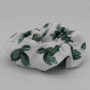 Sea Turtle Scrunchie - Turtle Gifts for Women - Cute White Scrunchie for Turtle Lover - Marine Biologist Gift - Marine Life Ocean Scrunchie