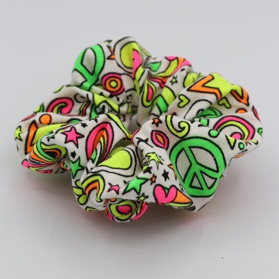 Retro Y2k Scrunchie, 90's Neon Scrunchy, Festival Wear, Hippie Hair Tie, Peace Symbol Ponytail Holder, Knit fabric Scrunchy, Y2k Accessories