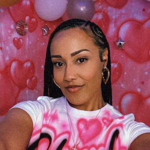 custom made airbrushed shirt made to order, airbrushed name on a shirt. spray painted shirt.