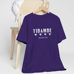 チャドウィック・ボーズマン トリビュート「安らかに眠れ、王様」 YIBAMBE ユニセックス T シャツ