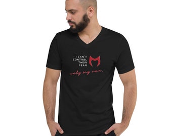 Sorcière écarlate "Je ne peux pas contrôler leur peur" T-shirt col V unisexe
