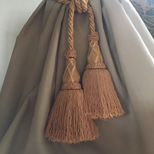 Une Paire de Cravates Rideau en Cordon Torsadé Vintage Français Qualité Subtilement Colorées avec De