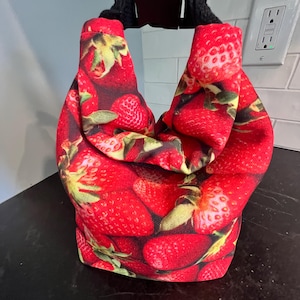 Strawberry Insulated Lunch Bag