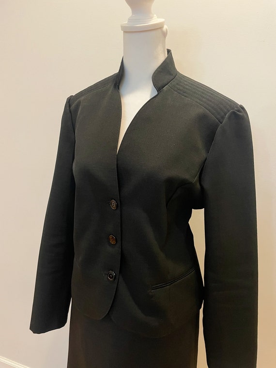 Vintage 70s Black Skirt Suit w/ Mandarin Collar a… - image 10
