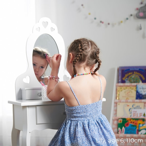 Runesol Coiffeuse pour enfants avec tabouret et miroir pour 3 à 7 ans  Coiffeuse de maquillage en bois blanc avec 3 tiroirs, cadeaux de Noël pour  fille -  France