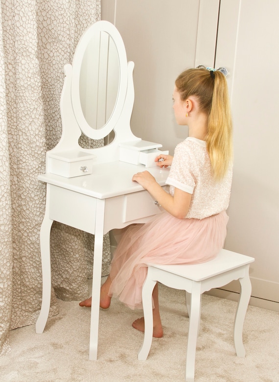 girls white vanity table