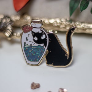 Starry Potion | Hard Enamel Pin | witchy cat lapel pin