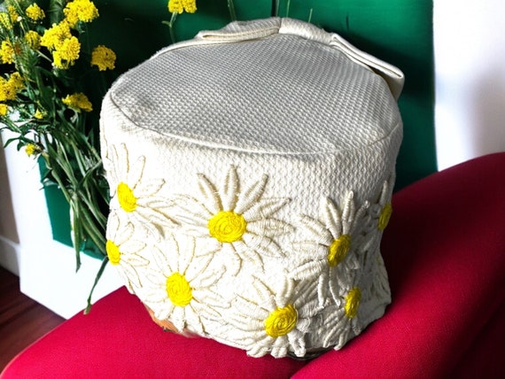Vintage girl's handmade daisy bucket hat with vei… - image 10