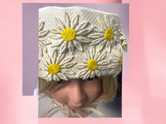 Vintage girl's handmade daisy bucket hat with vei… - image 9