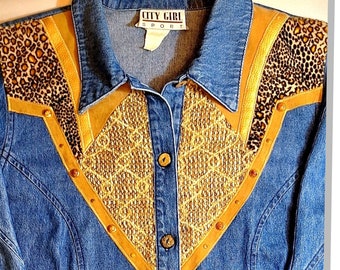 Size Large (10-14) Vintage Leopard Denim Jacket/Denim Shirt/'Shirt-Jacket' by Nancy Bolen/Long Animal Print 1980s Denim Shirt with Beads