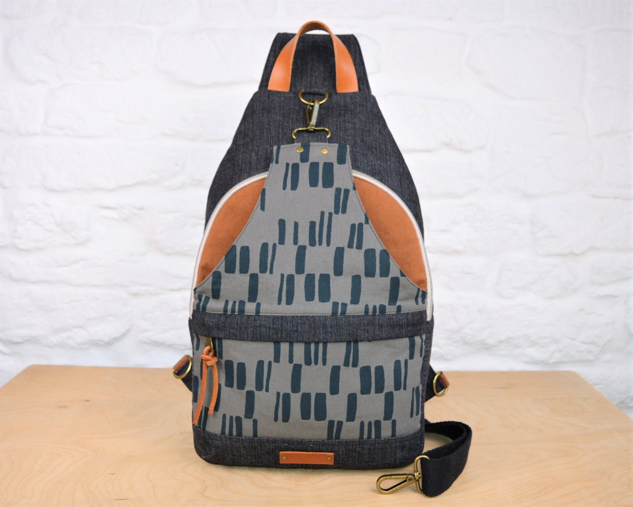 Retro sling bag hotsell