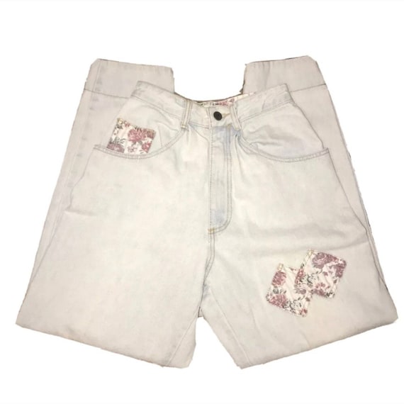 Vintage floral patch high rise mom jeans - image 1