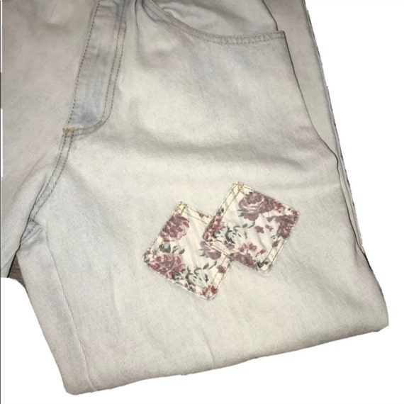 Vintage floral patch high rise mom jeans - image 3