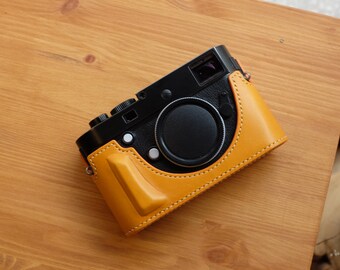 Italy Leather Handmade Leica m , M240 , m-p , m-monochrome  camera half case