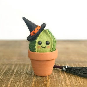 Halloween Felt Cactus / witch stuffie / felt plant / Halloween decor / home decor / pin cushion / gifts for her / gifts for teacher