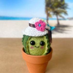 Summer Felt Cactus  / felt plant  / home decor / pin cushion / gifts for her / summer decor / cute gifts