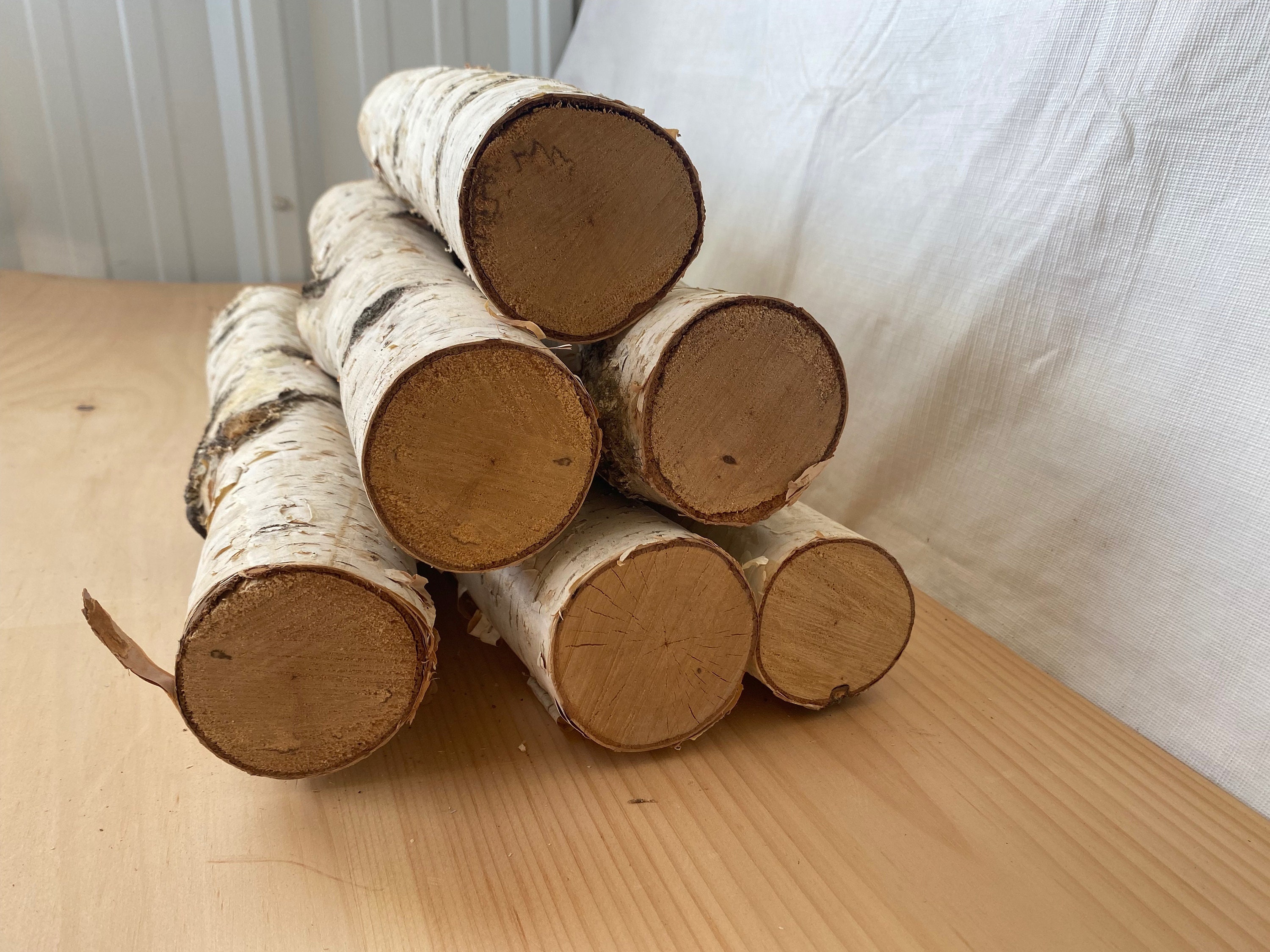Amish-made Natural Medium White Birch Logs 2 to 3.5 Diameter Logs Qty 5  Logs Great for Crafting and Seasonal Decor Free Shipping 