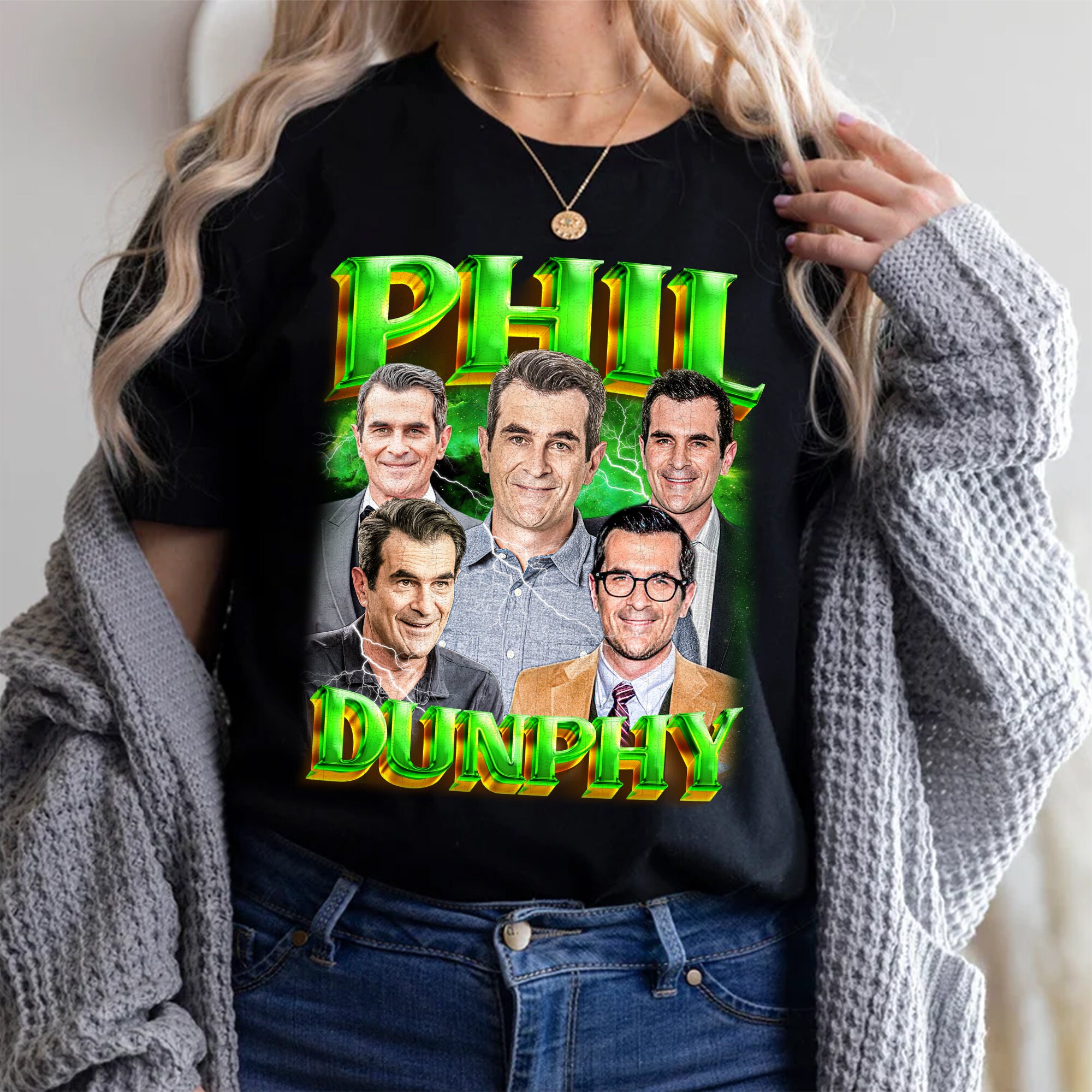 Vintage Phil Dunphy Gift For Women and Men Fans 90s Graphic Tee