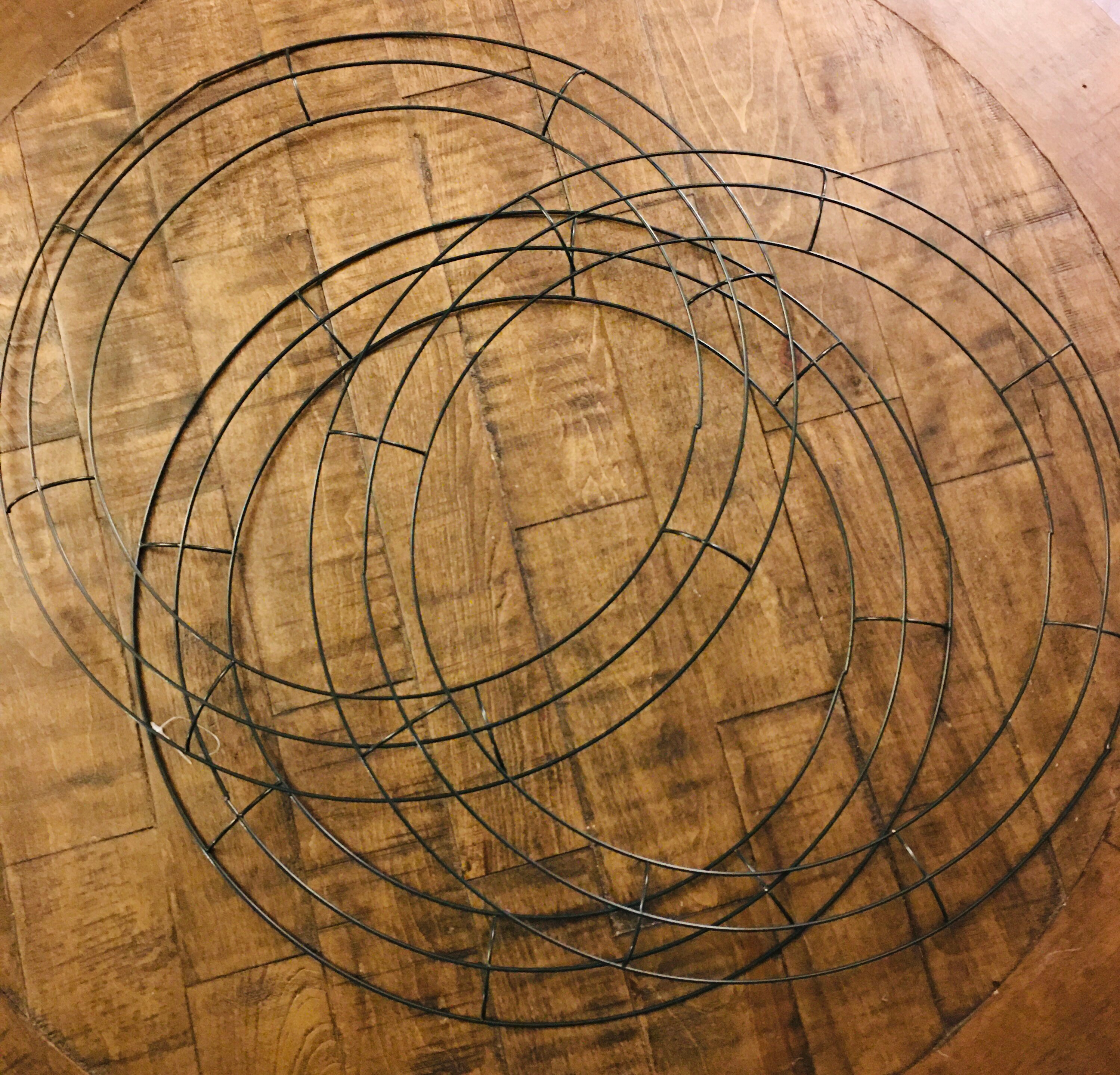 Set of 3 Large 18 Wire Wreath Frames Metal Wreath Etsy