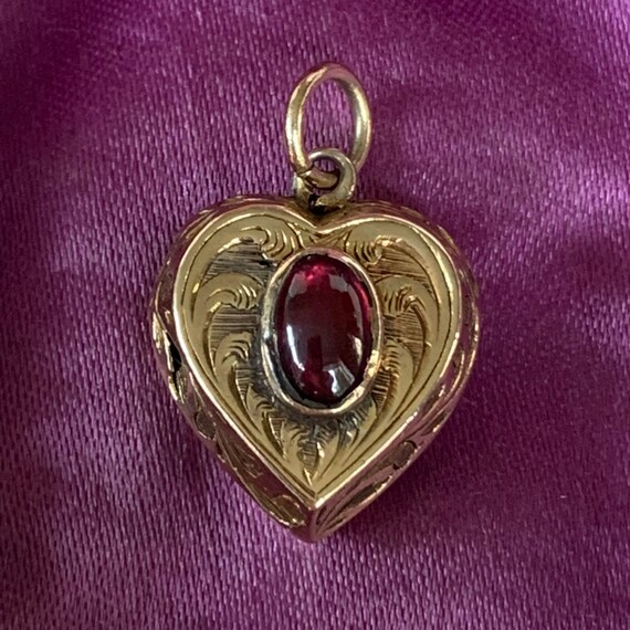 Mid Victorian Garnet Heart Locket