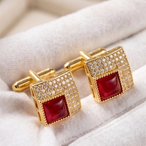 Gemelos de rubí sintético / Gema con circonita redonda – Acabado en oro y plata y accesorios de boda