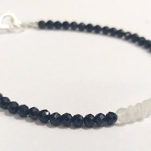 Pulsera de turmalina negra, pulsera de piedra lunar arcoíris, cuentas Rondelle facetadas de turmalina negra, pulsera de turmalina