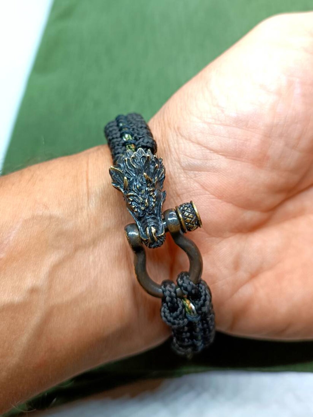 Paracord Men's Bracelet With Amazing Dragon Black Brass Clasp, EDC Bead