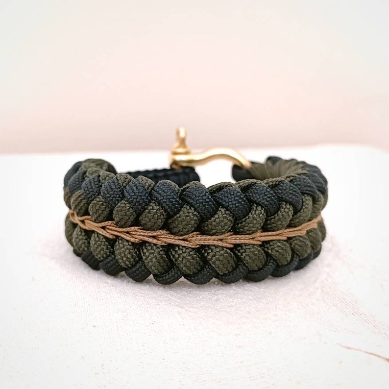 Paracord Men's Bracelet With Brass Shackle, Handmade Unisex Bracelet