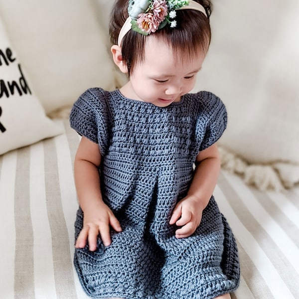 かぎ針編みのベビードレス - 新生児から24ヶ月まで