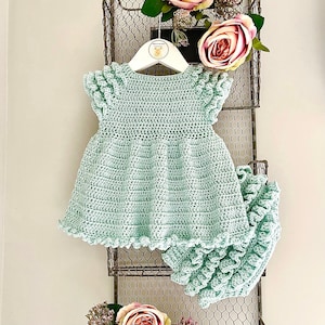 Crochet Pattern Baby Dress / Top - 0-3 months to 5-6 years Includes free pattern for crochet bloomers