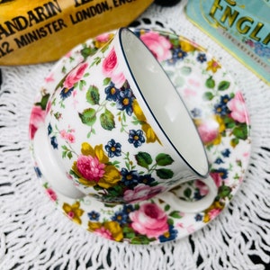 Vintage 1960s Sadler English Bone China Tea Cup & Saucer - Olde Chintz