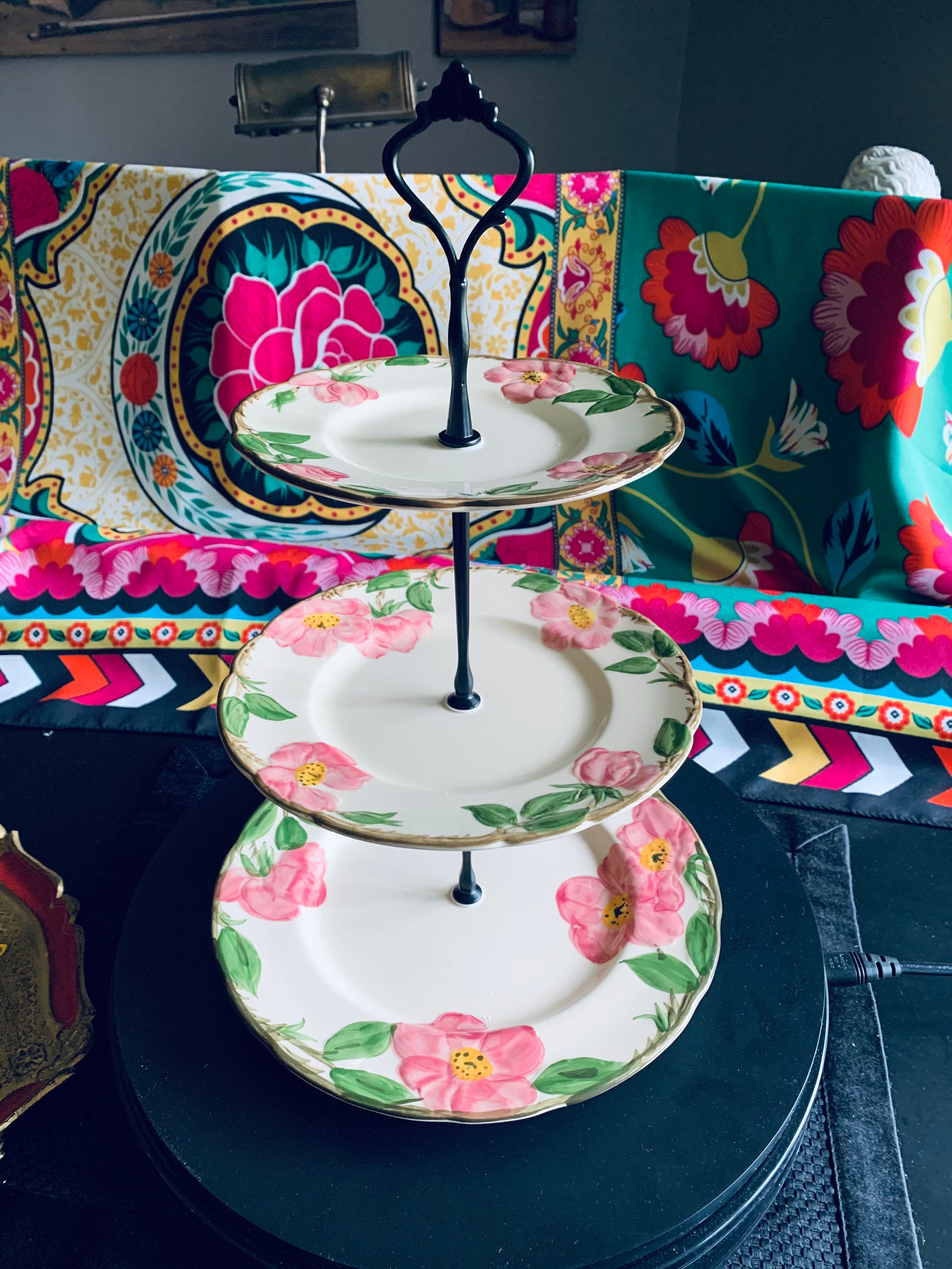 Amazon.com | Royal Albert Old Country Roses Cake Plate with