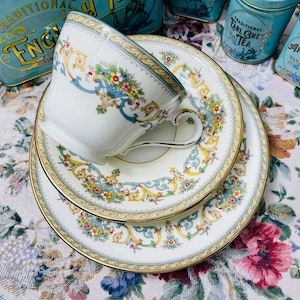 Vintage 1930 Aynsley English Bone China Trio - Henley