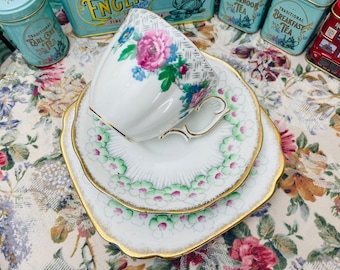 Vintage jaren 1930-1950 Mismatch Engels Bone China Trio - Roslyn/Royal Albert Crown