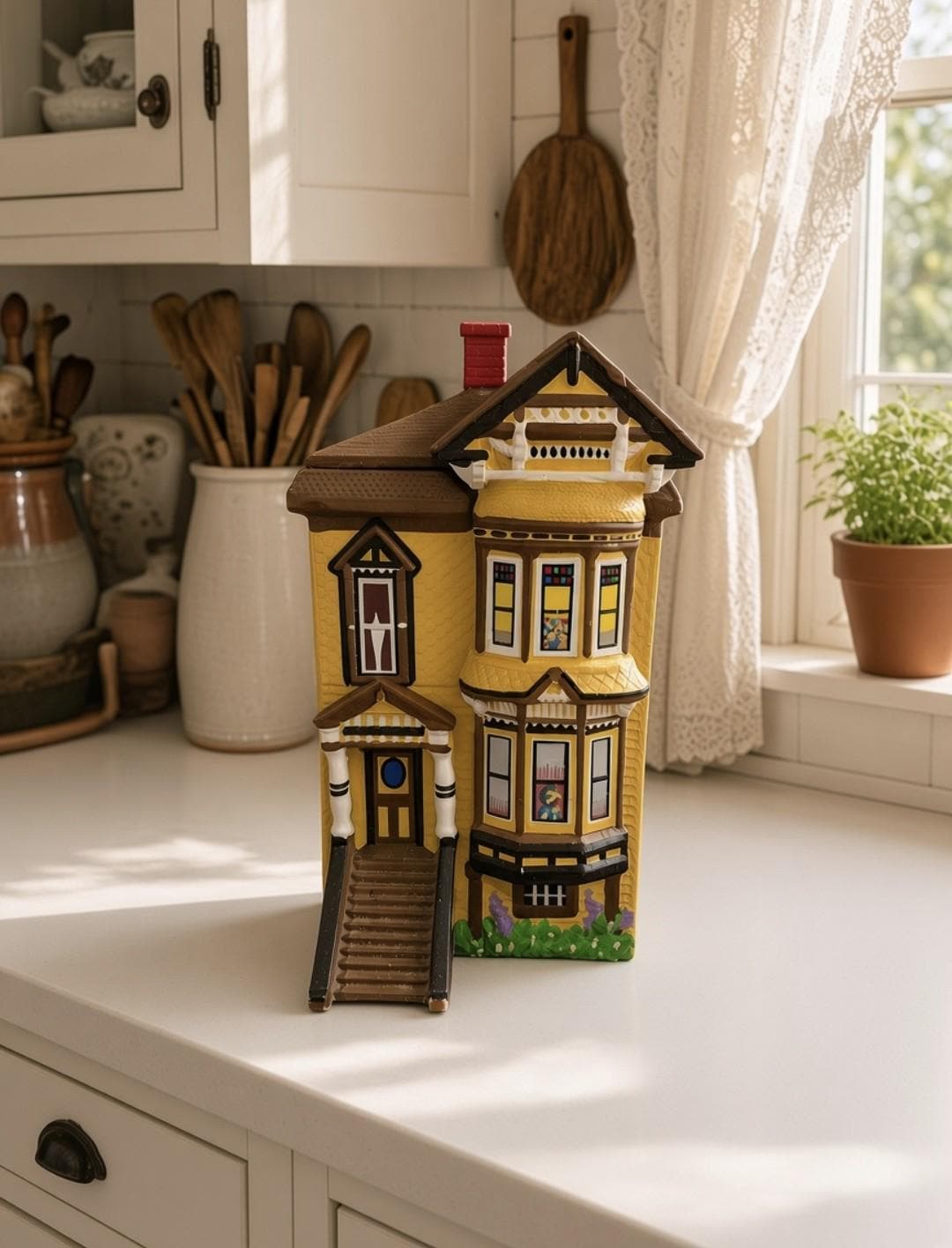 Avon 陶器製 ハウス型 キャニスター 置物 Avon House Cookie Jar - Etsy