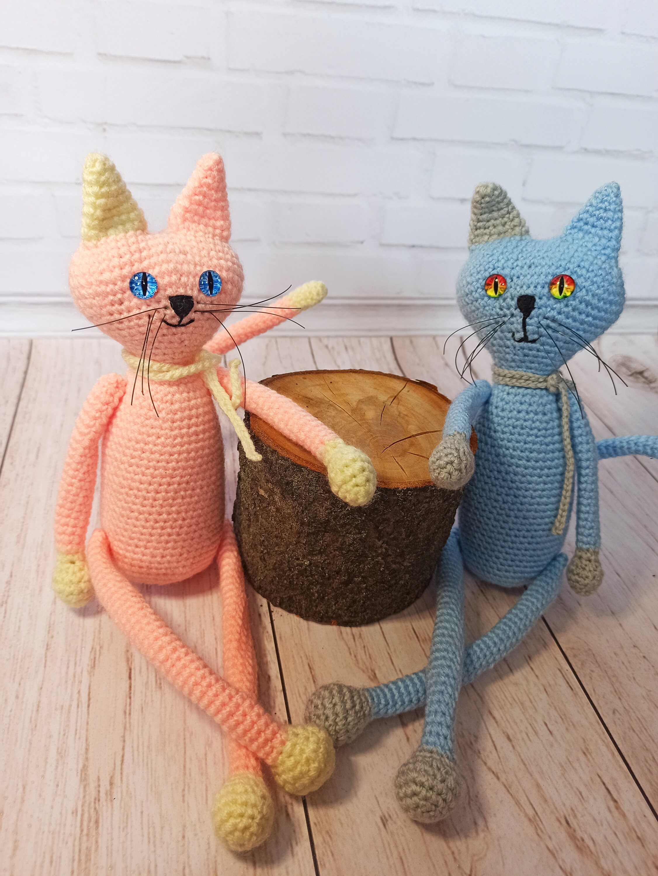 Playing Cats PDF Amigurumi Crochet Pattern