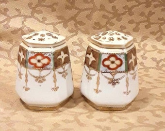 Antique Nippon Hand Painted Salt Pepper Shaker Set Porcelain Victorian Shabby Cottage Chic