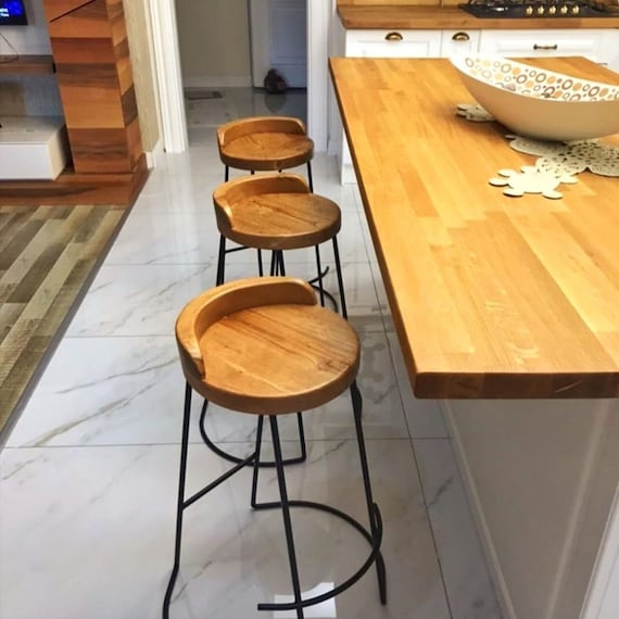 Sgabello in Legno Alto o Basso per Cucina di Design Moderno