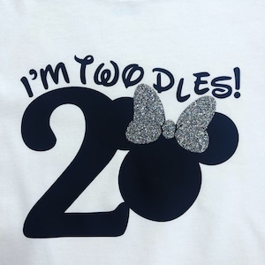 Soy dos diseños, minnie mouse, camisa de dos años, soy dos, segundo cumpleaños, camisa de cumpleaños de las niñas