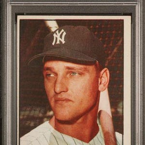Graded 1961 Topps Roger Maris #2 Baseball Card PSA 5 Excellent