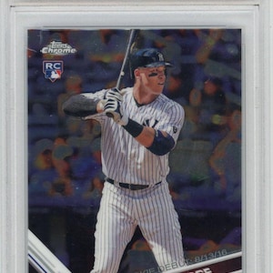 2017 Topps Chrome #169 Aaron Judge Catching RC Rookie PSA 9