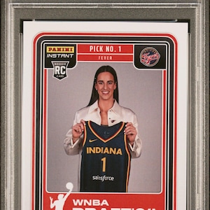 Graded 2024 Panini Instant WNBA Caitlin Clark #DN1 Draft Night Rookie RC basketball card psa 8 near mint