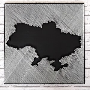 Mapa de arte de cuerdas de Ucrania / Ucrania blanca negra / Colgante de pared monocromo / Arte de símbolos de Ucrania / Geometría de cuerdas sagradas / Arte de cuerdas blancas