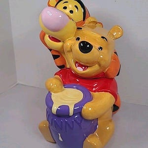 Winnie The Pooh Tigger & Pooh and Honey Pot Cookie Jar Disney