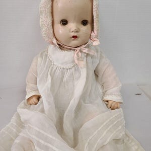 Très Ancienne Poupée Française En Composite - Hauteur 69 Cm - Vintage
