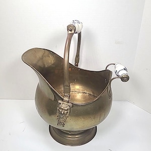 Large Vintage Copper & Brass Coal Ash Scuttle Fireplace Bucket Delft Handles